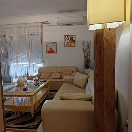 Jordan Downtown & Parking * カテリーニ